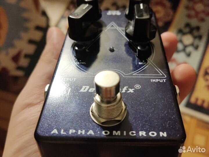 Басовая педаль перегруза DemonFx Alpha Omicron