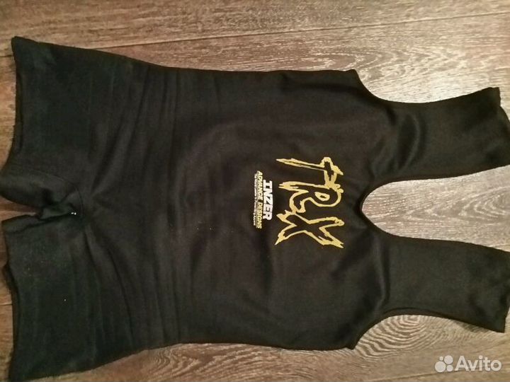 Комбинезон для приседания