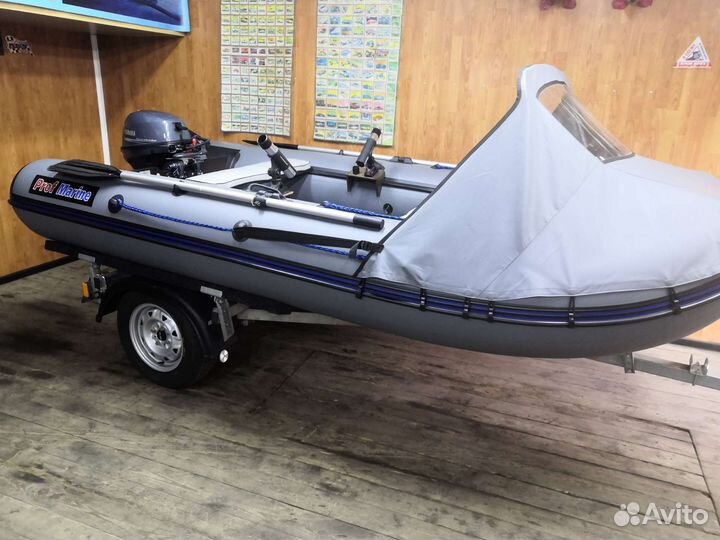 Лодка с мотором