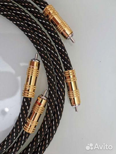 Daxx R100 Аудио кабель с серебренными жилами 1,5 м