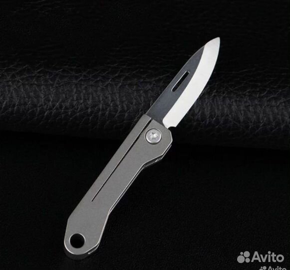 Брелок нож титановый