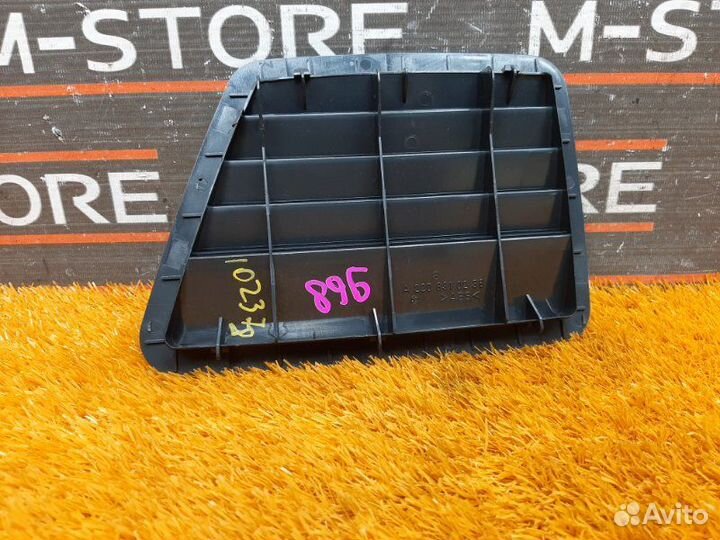 Дефлектор воздушный задний правый Mercedes-Benz