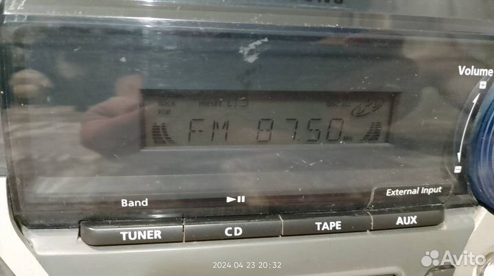 Музыкальный центр