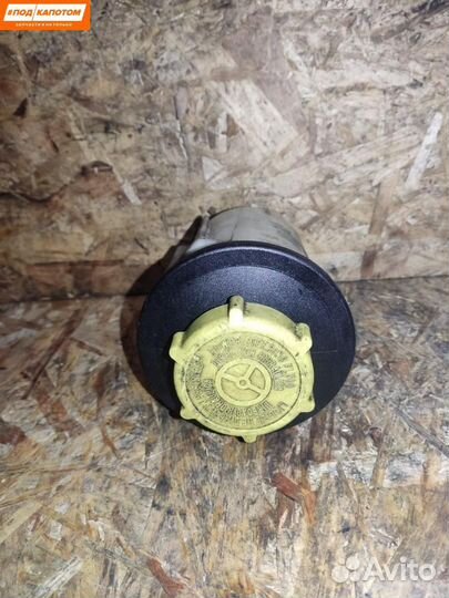 Бачок гидроусилителя Ford Transit YC15-3R700A