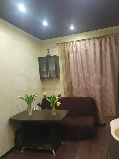 2-к. квартира, 74 м², 1/5 эт.