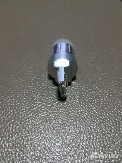 Продам светодиодные лампы W21/5W