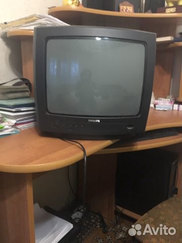 Телевизор, маленький в подарок