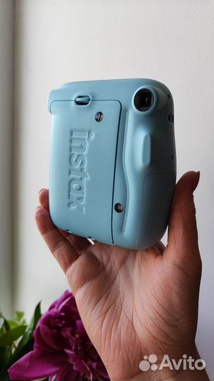 Фотоаппарат мгновенной печати instax mini 11