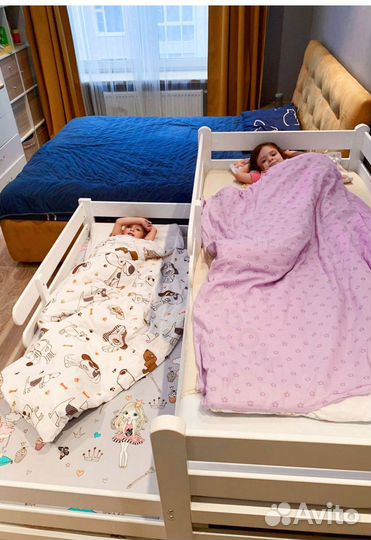 Кровать выдвижная экологичная