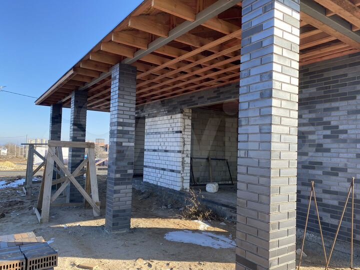 Дом 97,8 м² на участке 5 сот.