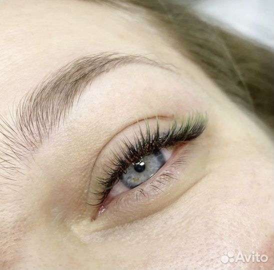 Наращивание ресниц в студии