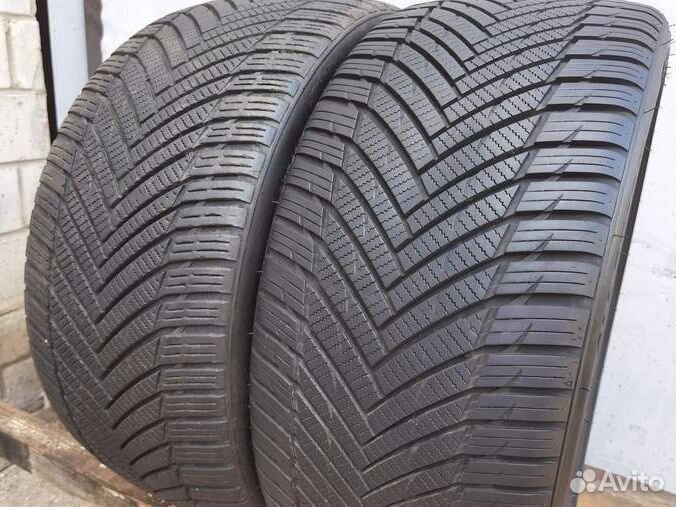 Minerva Winter Stud 235/35 R19 91Y