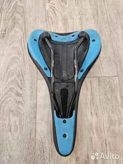 Седло для велосипеда mongoose