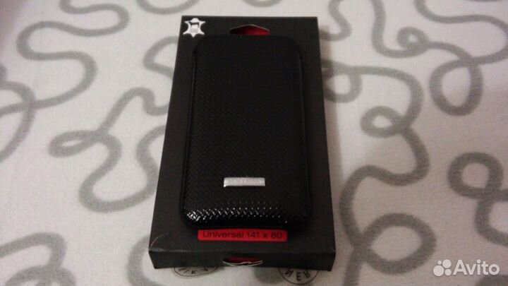 Универсальный чехол Neri Karra для смартфона. Новы