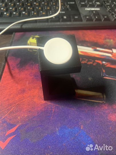 Подставка под Apple Watch