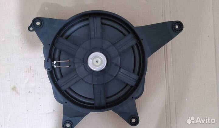 Динамик Audi A8