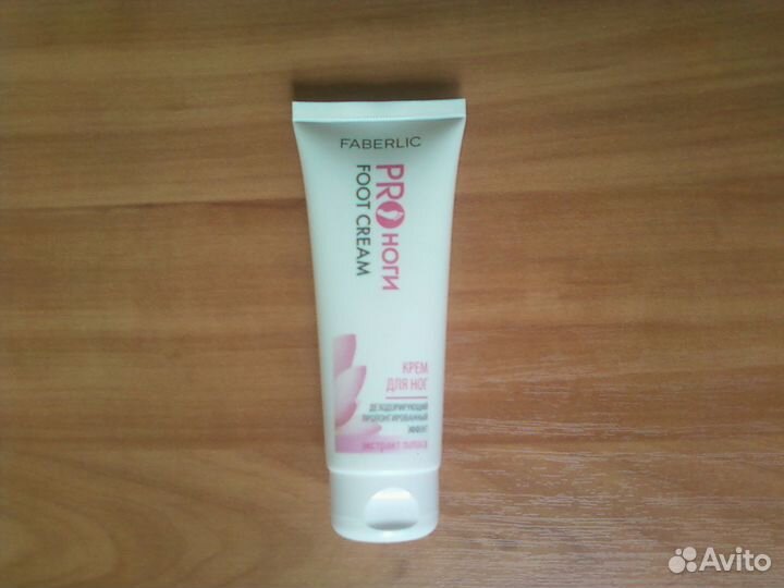 Набор педикюрный, крем д/ног, лаки