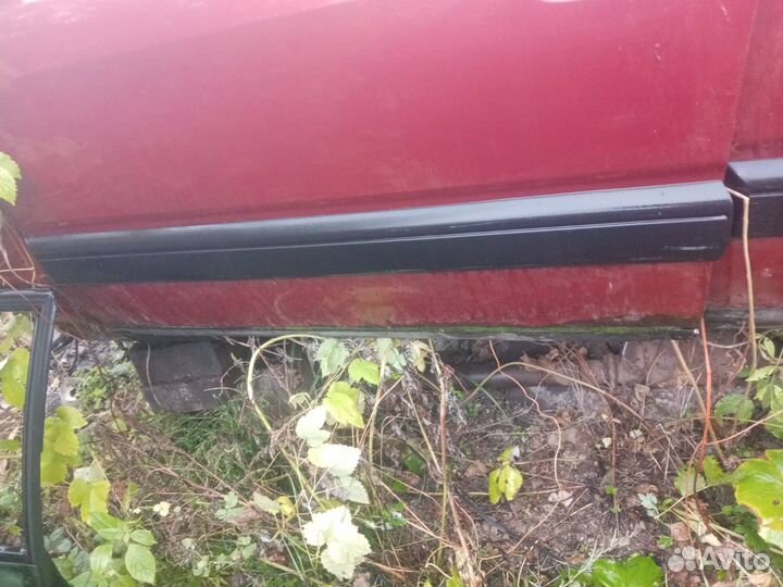 Молдинг двери Audi 100 44