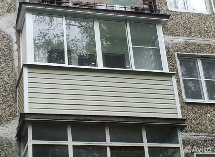 Остекление балконов и лоджий, отделка балкона