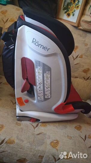 Автомобильное кресло britax romer
