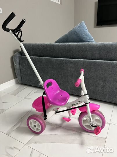 Трехколесный велосипед розовый