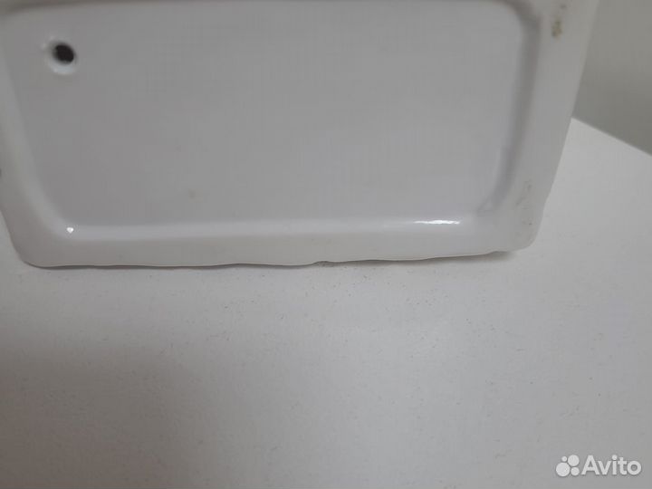 Статуэтка фарфор девочка с котом