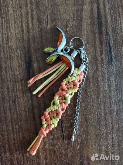 Брелок на ключи, на сумку