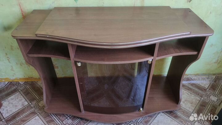 Тумба под телевизор