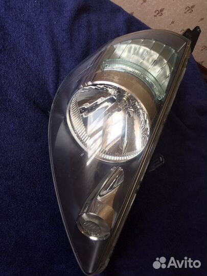 Фара передняя правая Honda jazz