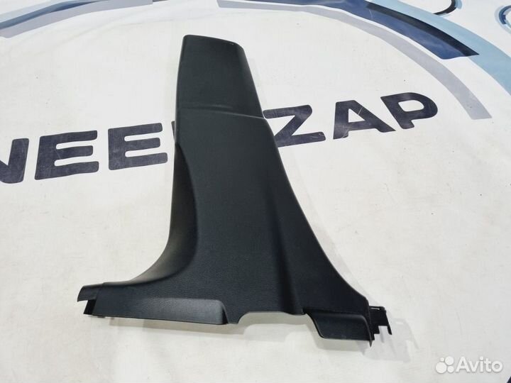 Обшивка стойки Suzuki Vitara P90 M16A 2017