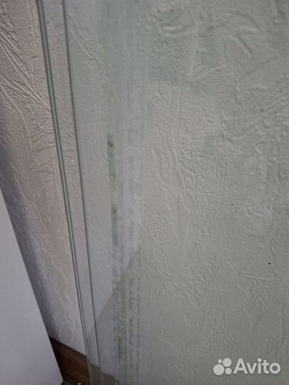 Стеклянные полки