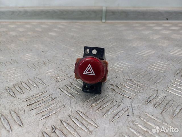 Кнопка аварийной сигнализации Honda Civic 8 FD