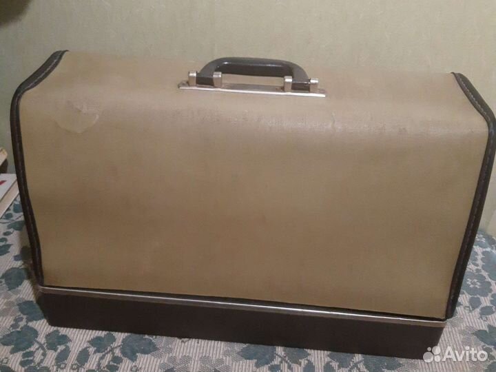 Швейная машина Veritas 8014