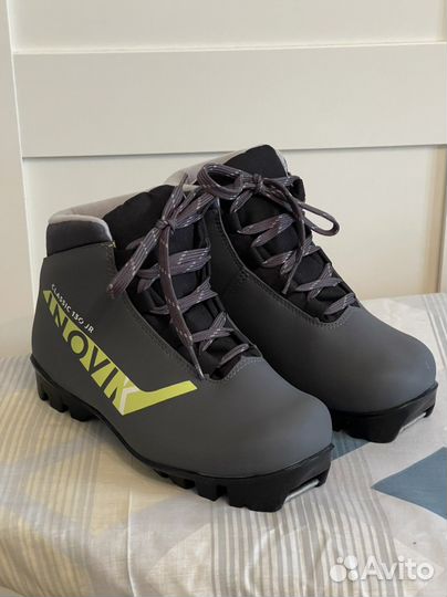 Лыжные ботинки 32