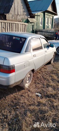 ВАЗ 2110 1.5 МТ, 2001, 100 000 км