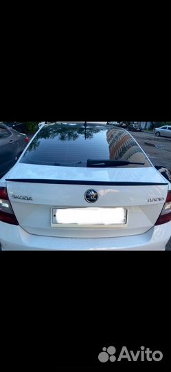 Спойлер на шкоду рапид