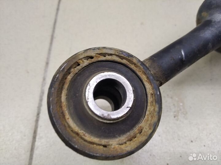 Амортизатор передний правый Fortuner 2015