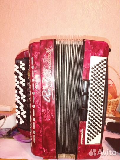 Баян royal standard