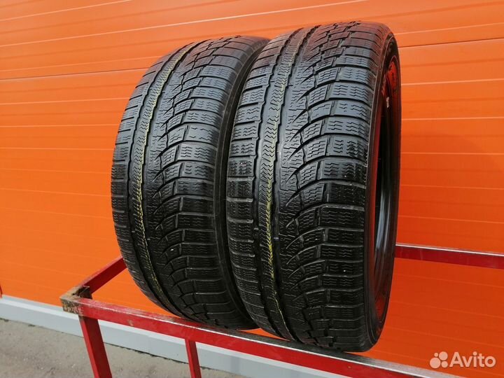 Nokian Tyres WR A4 225/55 R17 101V