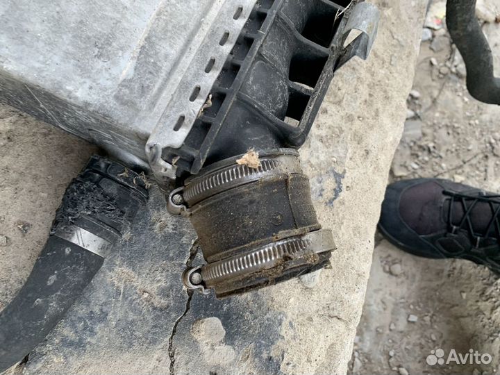 Радиатор интеркулера Mercedes w222 276 мотор