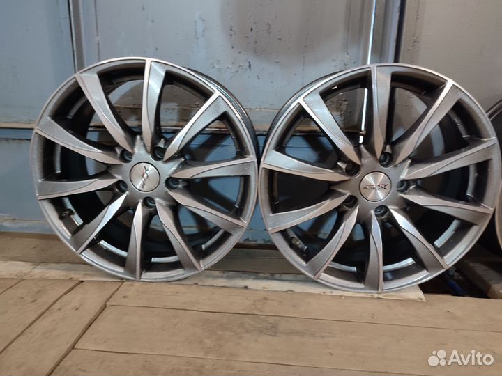 Продам диски R17