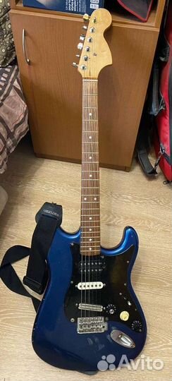 Электро гитара и комбик hiwatt