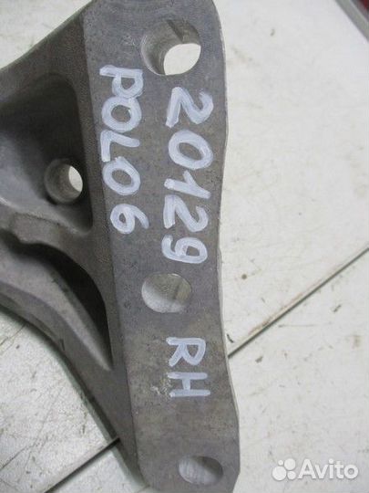 Кронштейн двигателя Volkswagen Polo 6 MK6