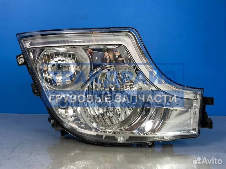 Фара основная для Мерседес Актрос Мп4 правая