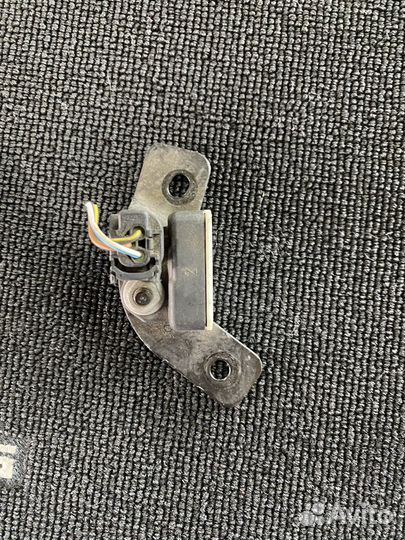 Датчик удара Mercedes Benz оригинал A0055421218