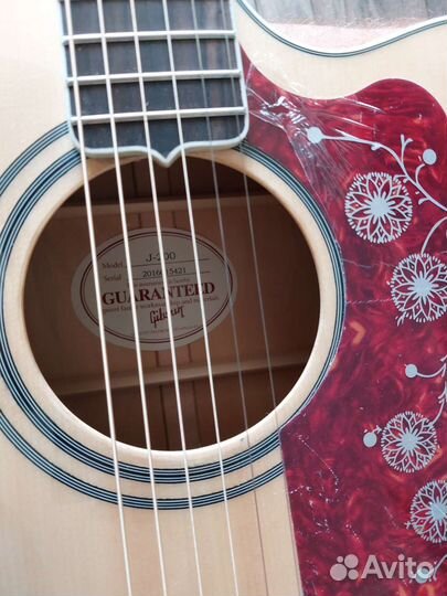 Акустическая гитара gibson