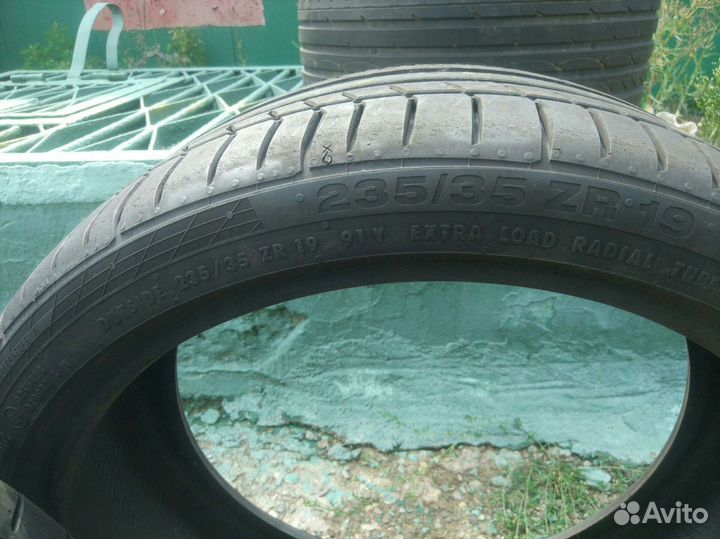 Continental ContiSportContact 235/35 R19 и 225/35 R19 88Y
