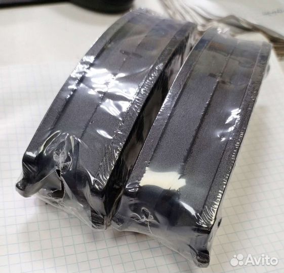 Колодки тормозные перед chrysler 300C 2005-2009