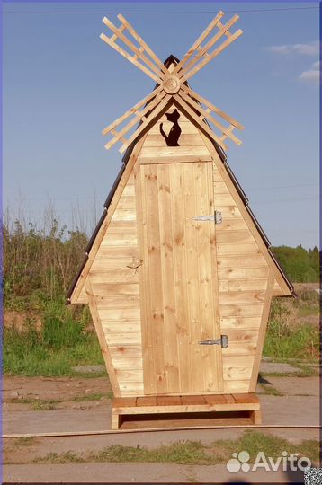 Уличный туалет деревянный BLU780