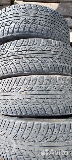 Marshal I'Zen Stud Snow KW11 225/60 R17